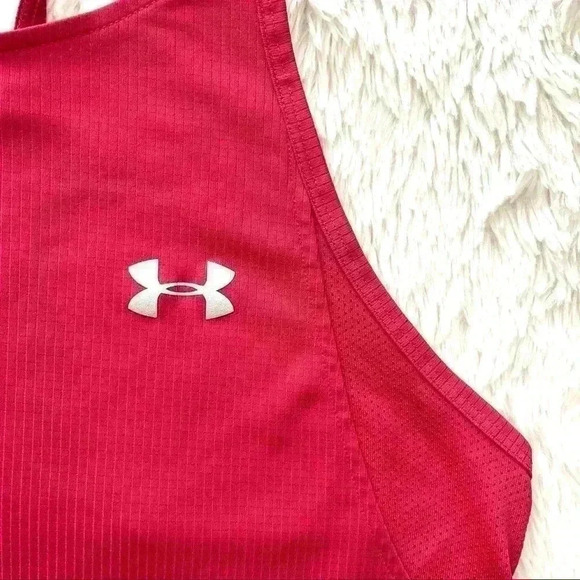 UnderArmour Fushia Lightweight Running Racerback Athletic Tank Top Size S - Picture 2 of 9